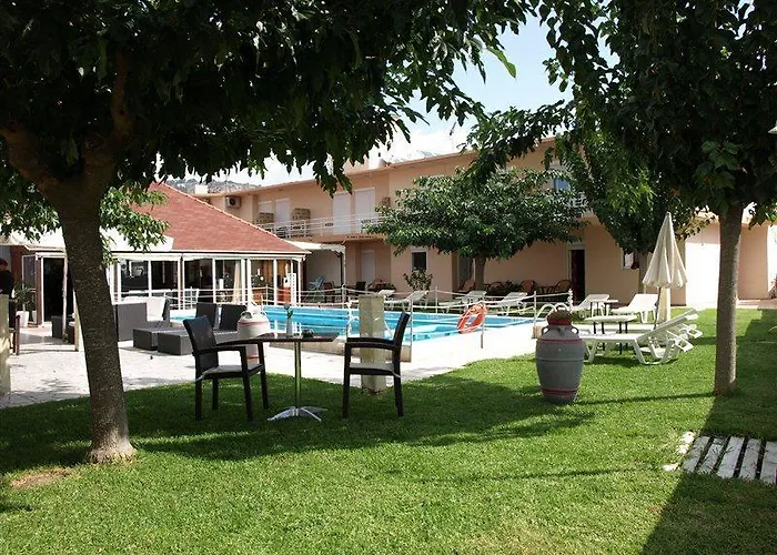 Marietta شقة فندقية 2*