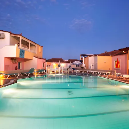 Apartmanhotel Marietta Pasztída