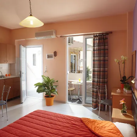 Marietta Apartmanhotel Pasztída